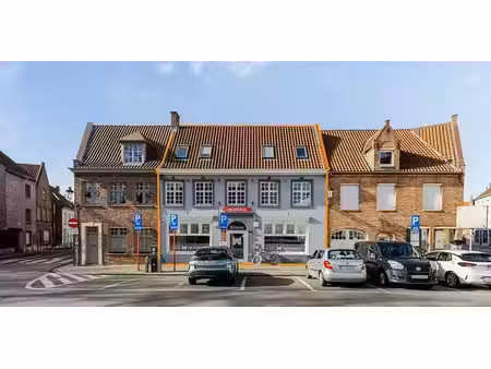 sous option - bien commercial à vendre à brugge