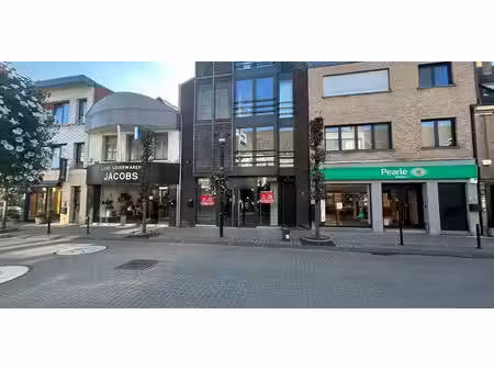 bien commercial à vendre à geel pour € 295.000