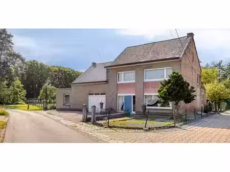 sous option - maison à vendre à betekom avec 4 chambres à coucher