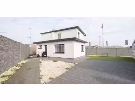 sous option - maison à vendre à opitter avec 3 chambres à coucher
