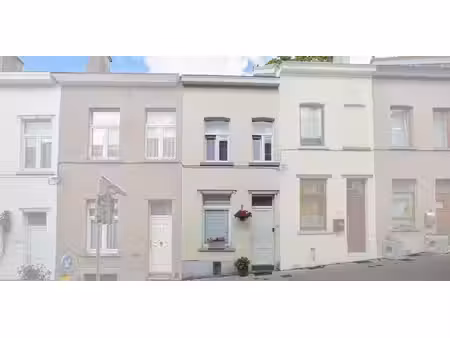 maison à vendre à auderghem pour € 300.000 avec 2 chambres à coucher