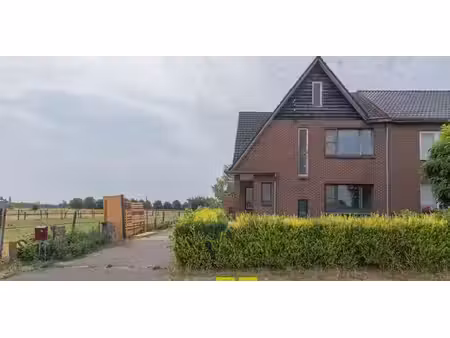 maison à vendre à rotem pour € 299.000 avec 4 chambres à coucher