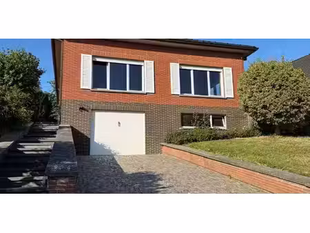 sous option - maison à vendre à sint-kwintens-lennik avec 3 chambres à coucher
