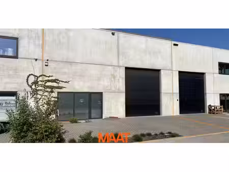 bâtiment d’entreprise à vendre à hulshout pour € 430.000