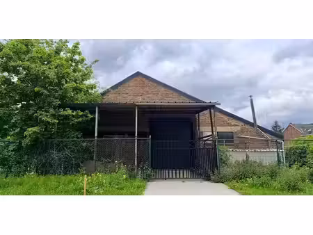 entrepôt à vendre à genk pour € 450.000