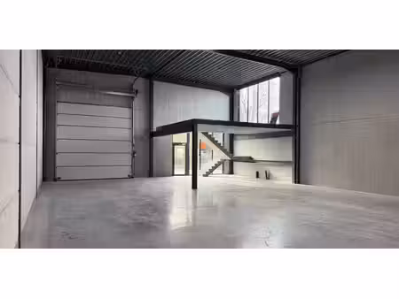entrepôt à vendre à moorslede pour € 319.250
