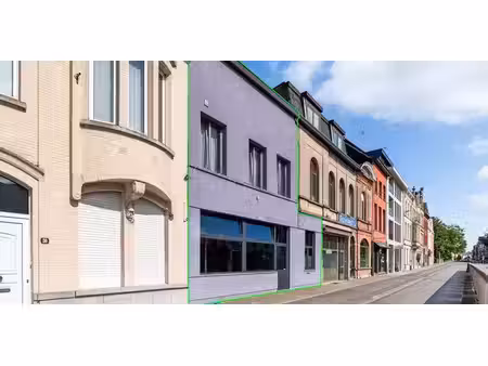bien commercial à vendre à lier pour € 395.000 avec 3 chambres à coucher