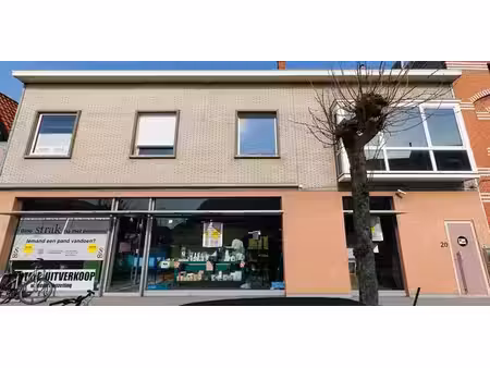 sous option - bien commercial à vendre à zelzate avec 2 chambres à coucher