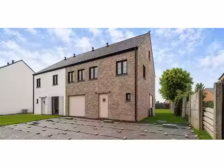 maison à vendre à geetbets pour € 425.000 avec 3 chambres à coucher