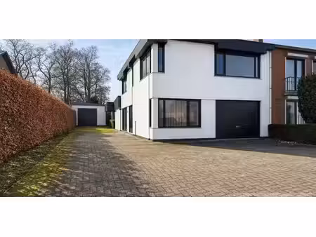 maison à vendre à oostham pour € 290.000 avec 4 chambres à coucher