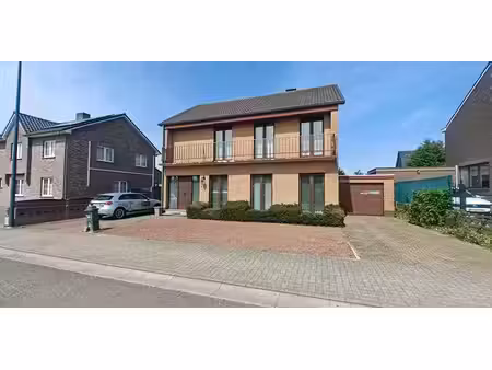maison à vendre à mechelen-aan-de-maas pour € 299.000 avec 4 chambres à coucher
