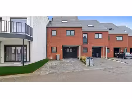 maison à vendre à mechelen-aan-de-maas pour € 423.000 avec 5 chambres à coucher