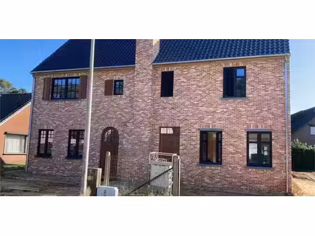 maison de maître à vendre à gruitrode pour € 245.000 avec 3 chambres à coucher