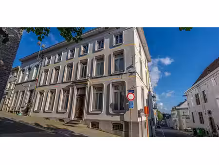 sous option - appartement à vendre à braine-l'alleud avec 3 chambres à coucher