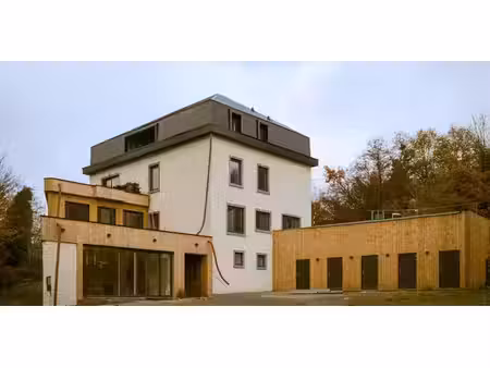immeuble d'appartements à vendre à la roche-en-ardenne pour € 320.000 avec 3 chambres à co