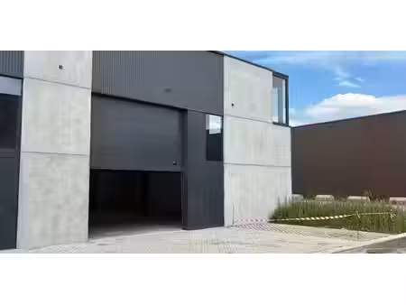 bâtiment d’entreprise à vendre à pittem pour € 298.000