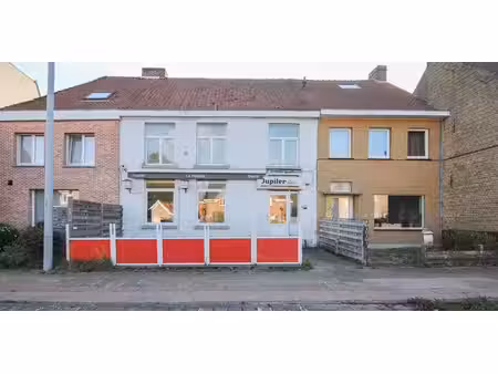 bâtiment commercial à vendre à sint-andries pour € 299.000