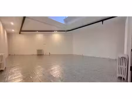 bien commercial à vendre à molenbeek-saint-jean pour € 250.000