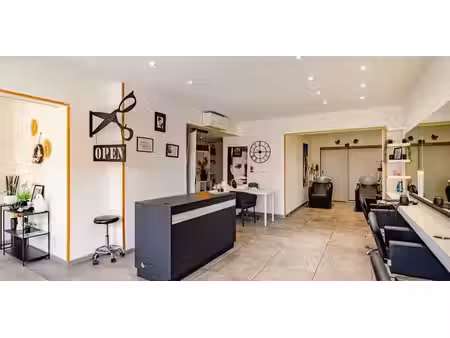 bien commercial à vendre à zelzate pour € 249.000