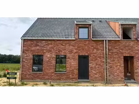 maison à vendre à koolskamp pour € 374.010 avec 3 chambres à coucher
