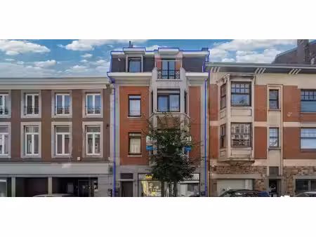 sous option - usage mixte à vendre à verviers avec 3 chambres à coucher