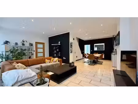 maison à vendre à burcht pour € 375.000