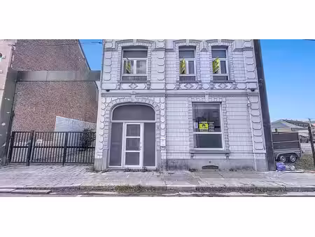 sous option - immeuble d'appartements à vendre à la louvière avec 4 chambres à coucher