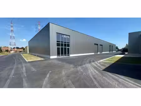 bâtiment d’entreprise à vendre à wevelgem pour € 373.380