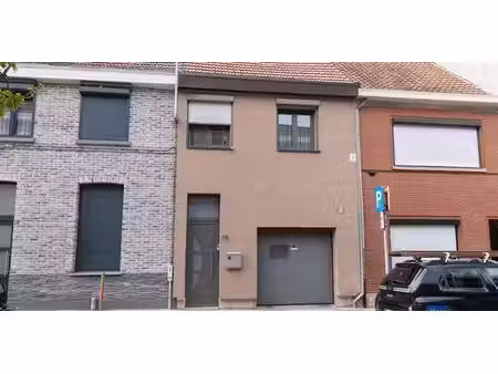 maison à vendre à hoboken pour € 329.000 avec 3 chambres à coucher