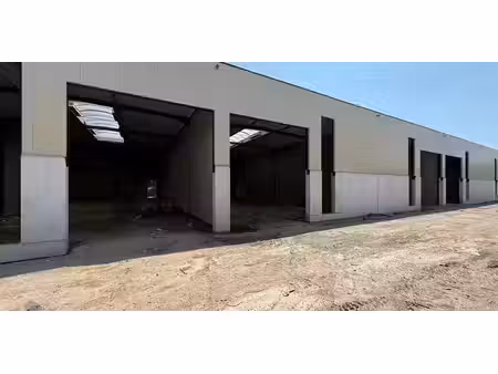 bâtiment d’entreprise à vendre à evergem pour € 388.478