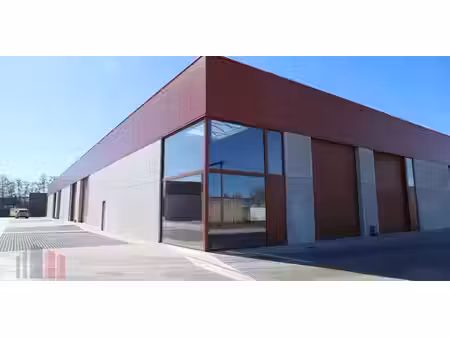 bâtiment d’entreprise à vendre à izegem pour € 258.220