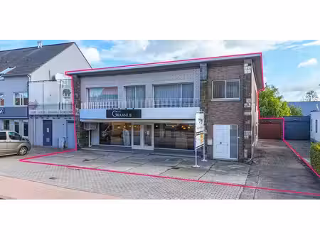 bien commercial à vendre à alken pour € 379.000