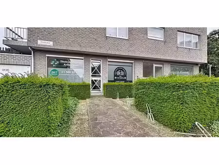 bien commercial à vendre à deurne pour € 255.000