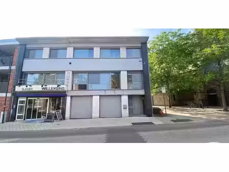 bien commercial à vendre à balen pour € 330.000 avec 2 chambres à coucher