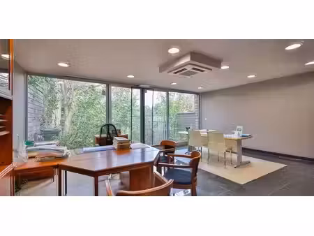 sous option - bureau à vendre à hove