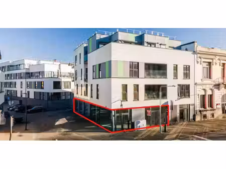 bien commercial à vendre à tournai pour € 325.546