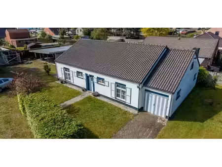 ferme à vendre à veerle pour € 385.000 avec 4 chambres à coucher