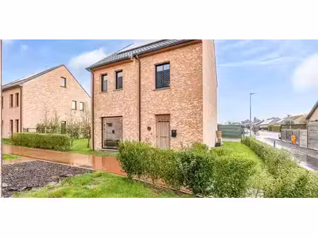 sous option - maison à vendre à kozen avec 3 chambres à coucher