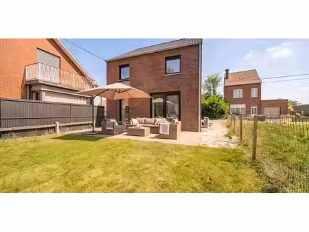 villa à vendre à péruwelz pour € 259.000 avec 3 chambres à coucher