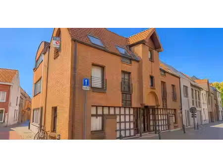 immeuble d'appartements à vendre à eeklo pour € 350.000 avec 4 chambres à coucher