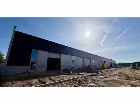 bâtiment d’entreprise à vendre à halen pour € 384.900