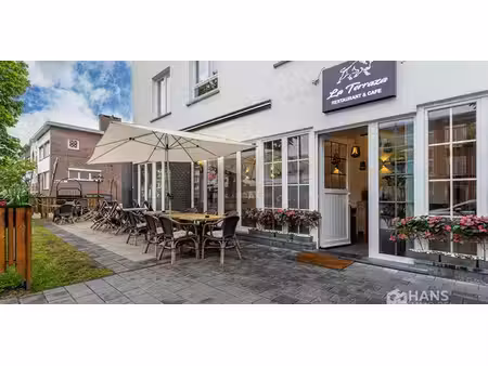 bureau à vendre à wilrijk pour € 440.000 avec 3 chambres à coucher
