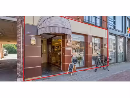 bâtiment commercial à vendre à brasschaat pour € 345.000