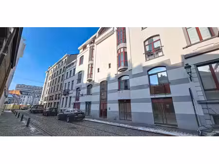 bien commercial à vendre à bruxelles pour € 255.000