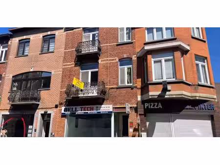 bien commercial à vendre à strombeek-bever pour € 385.000 avec 3 chambres à coucher