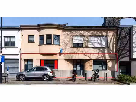 bien commercial à vendre à hove pour € 349.000