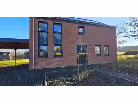 sous option - maison à vendre à grandhan avec 4 chambres à coucher