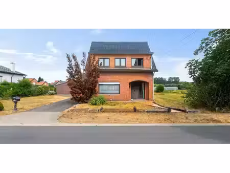 maison à vendre à zelem pour € 349.000 avec 5 chambres à coucher