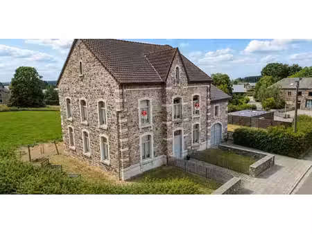 sous option - maison à vendre à hives avec 3 chambres à coucher