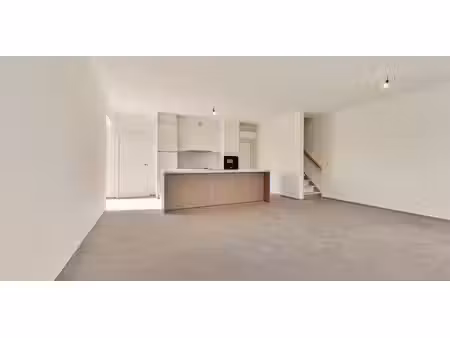 maison à vendre à proven pour € 345.150 avec 3 chambres à coucher